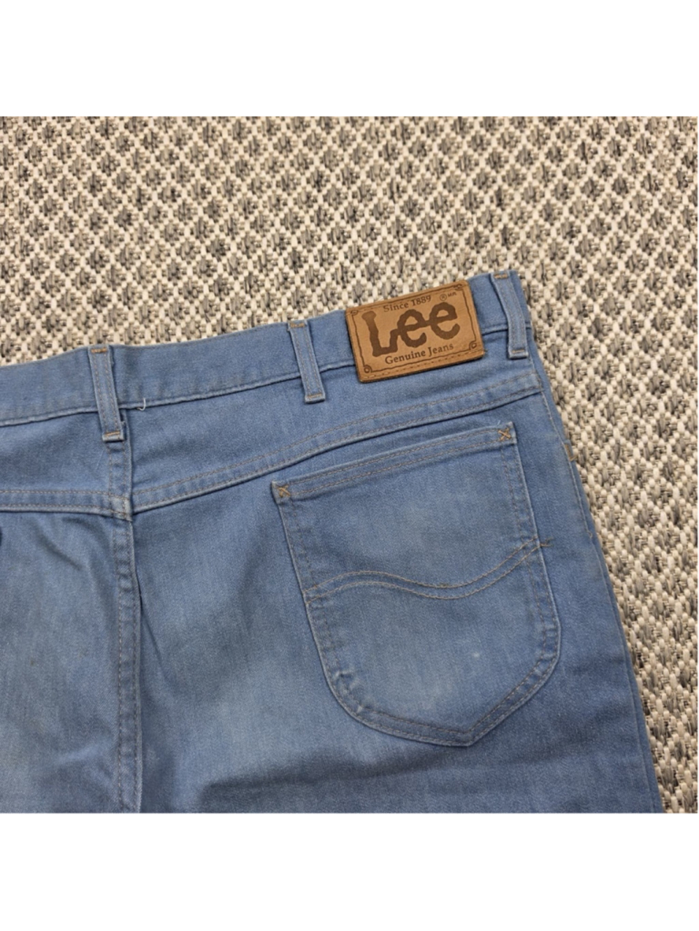 Vintage Lee Genuine Jeans Light Wash Denim Pants Men’s Size 42x30 Straight Leg